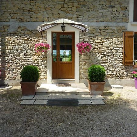 Chambres D'Hotes De La Junchere Saint-Hilaire-de-Court Exterior photo