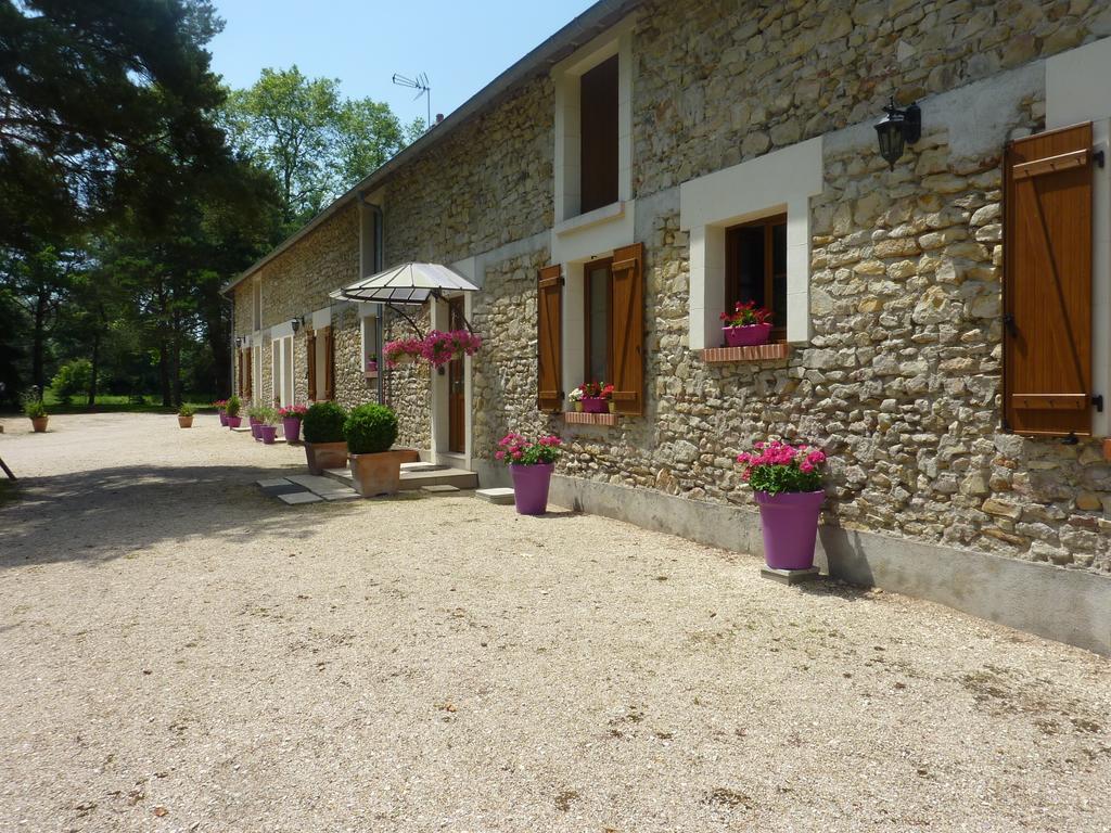 Chambres D'Hotes De La Junchere Saint-Hilaire-de-Court Exterior photo