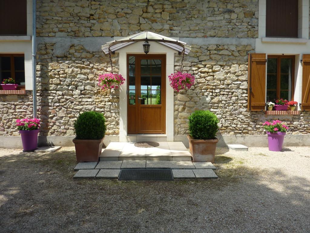 Chambres D'Hotes De La Junchere Saint-Hilaire-de-Court Exterior photo